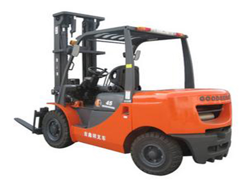 4.5T內燃平衡重式機械叉車
